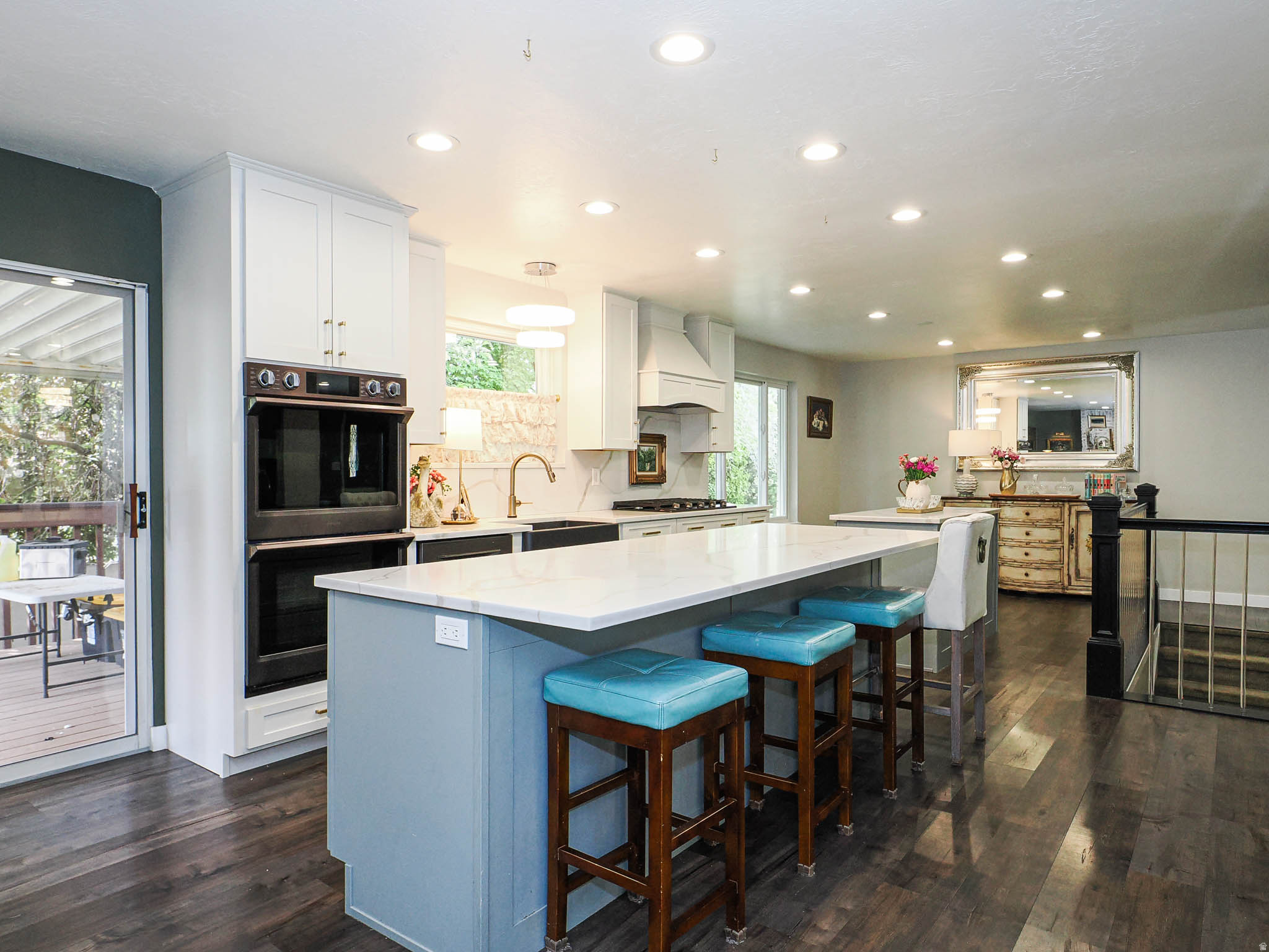 HIDDEN VALLEY COUNTRY CLUB ESTATES - Residential
