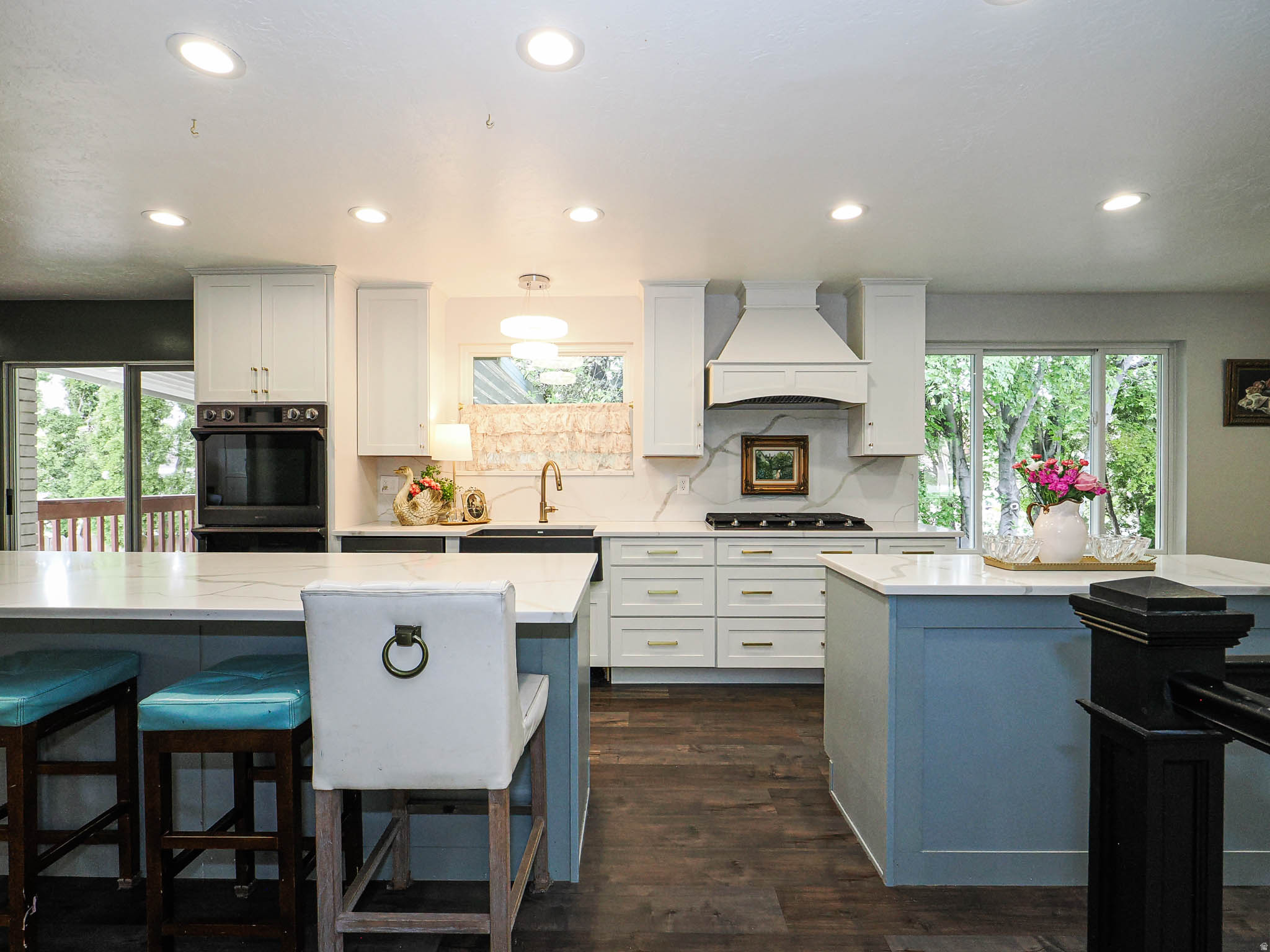 HIDDEN VALLEY COUNTRY CLUB ESTATES - Residential