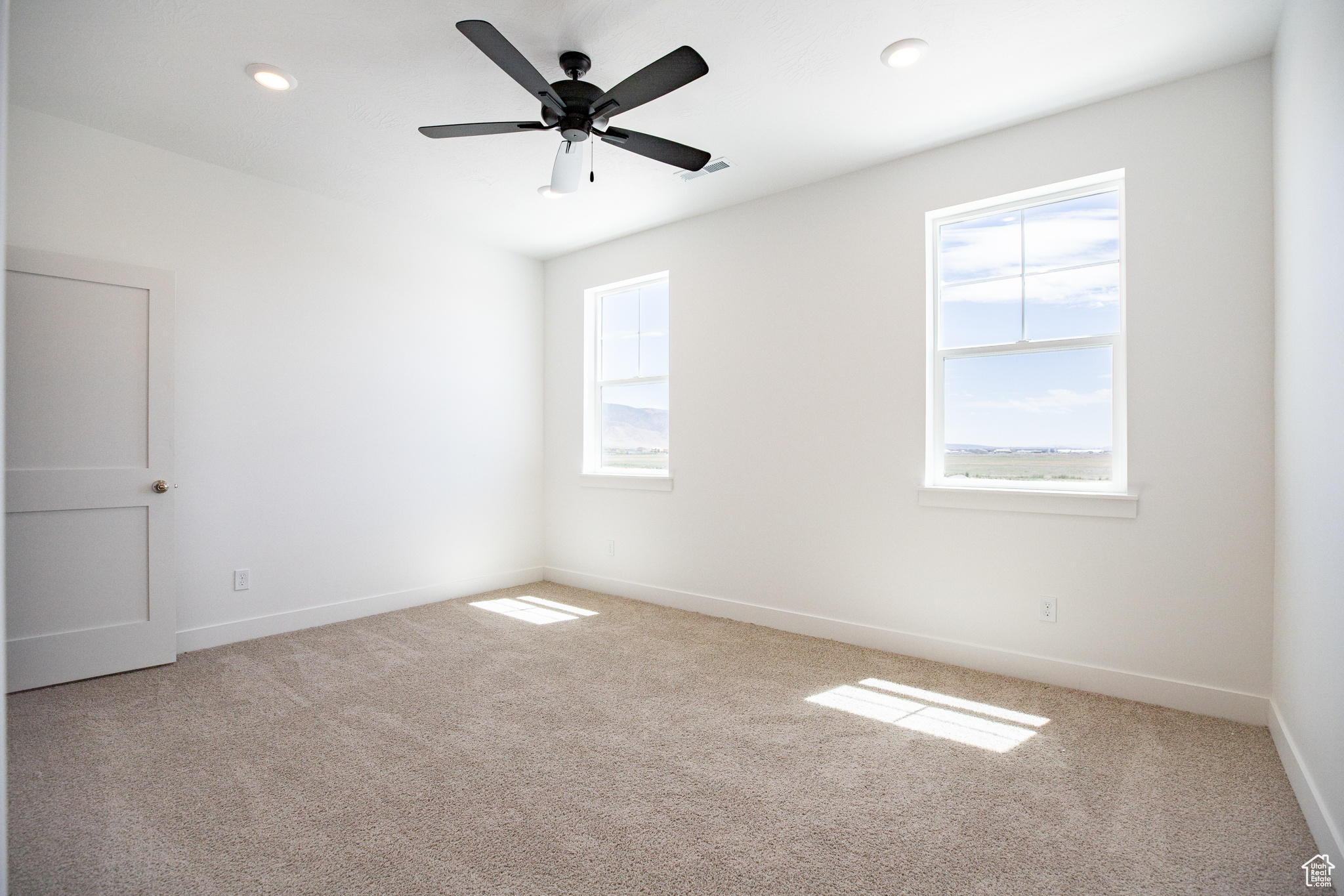 HARMONY TOWNHOMES - Residential