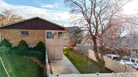 Tiny photo for 3326 S 350 W, Bountiful, UT 84010 (MLS # 2125462)