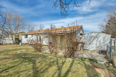 Tiny photo for 5276 S HUNTINGTON CIR, Taylorsville, UT 84129 (MLS # 2139800)