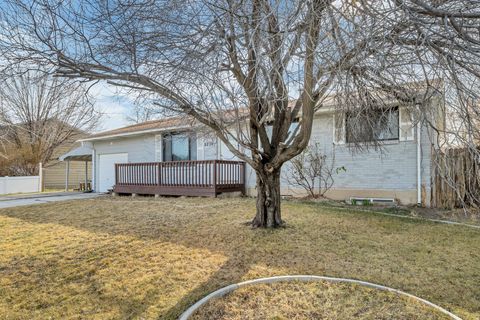 Tiny photo for 5276 S HUNTINGTON CIR, Taylorsville, UT 84129 (MLS # 2139800)