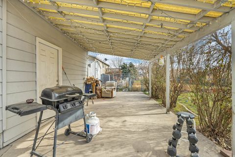 Tiny photo for 5276 S HUNTINGTON CIR, Taylorsville, UT 84129 (MLS # 2139800)