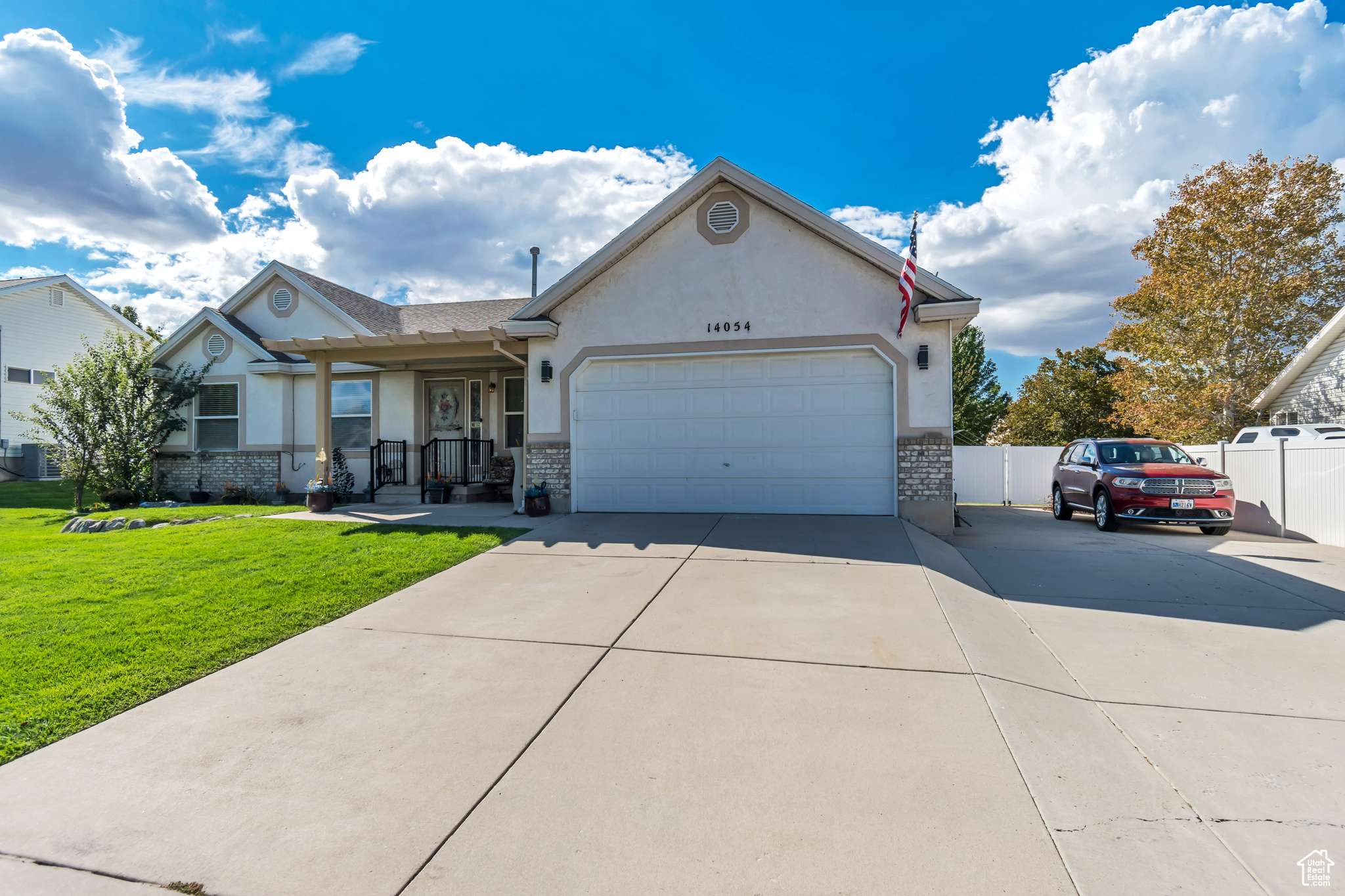 FOOTHILLS - Residential