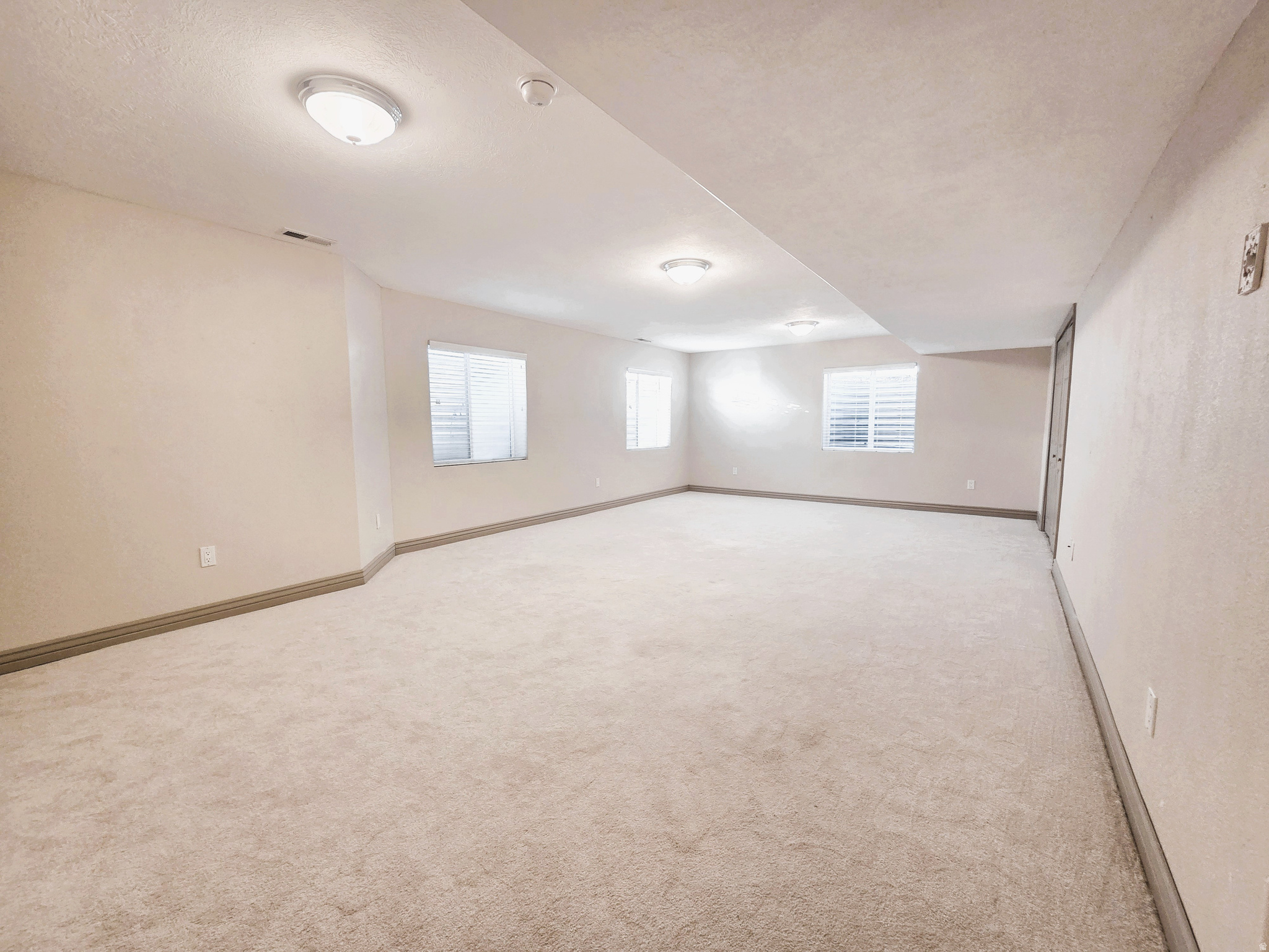 FOOTHILLS - Residential