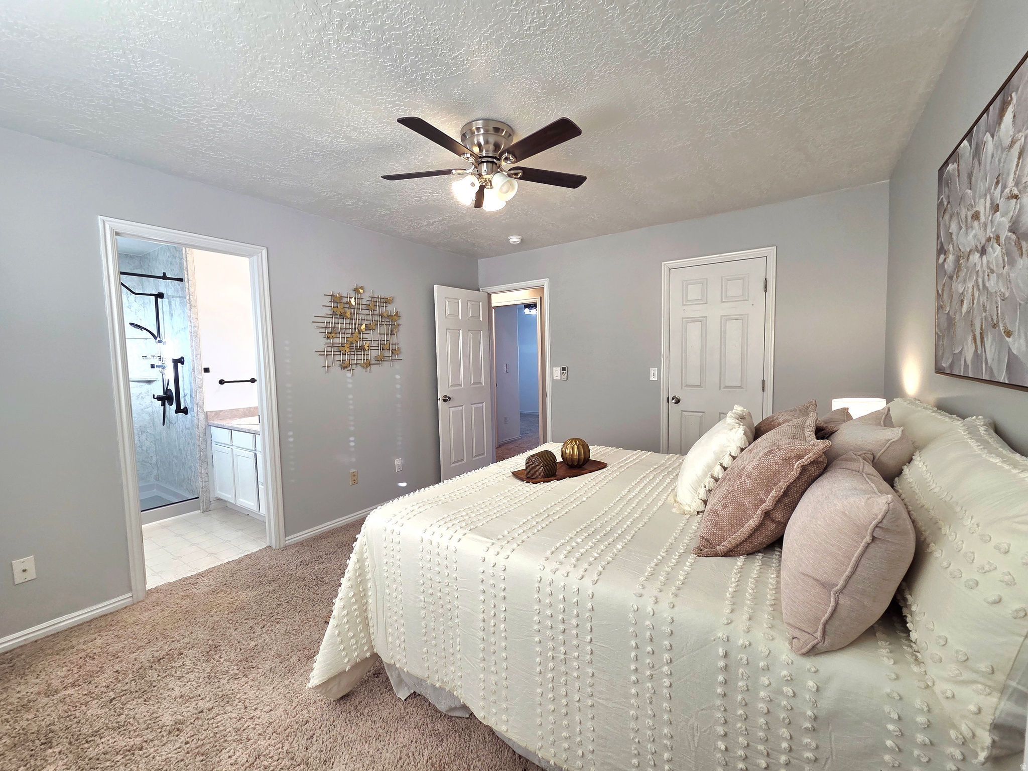 FOOTHILLS - Residential