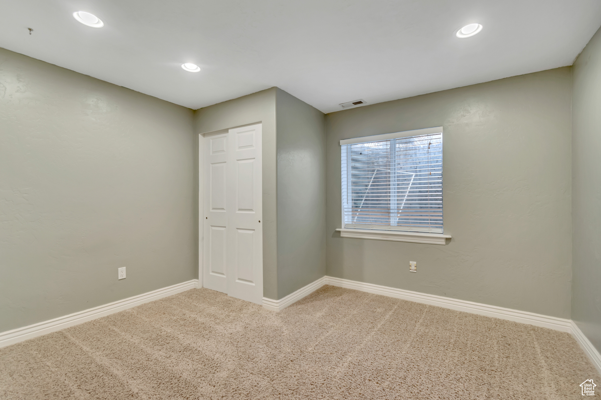 FOOTHILLS - Residential