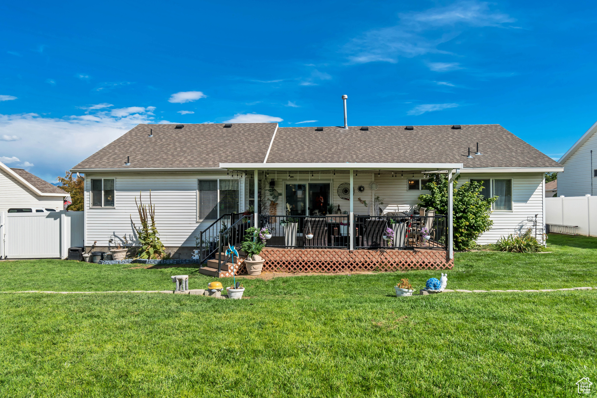FOOTHILLS - Residential