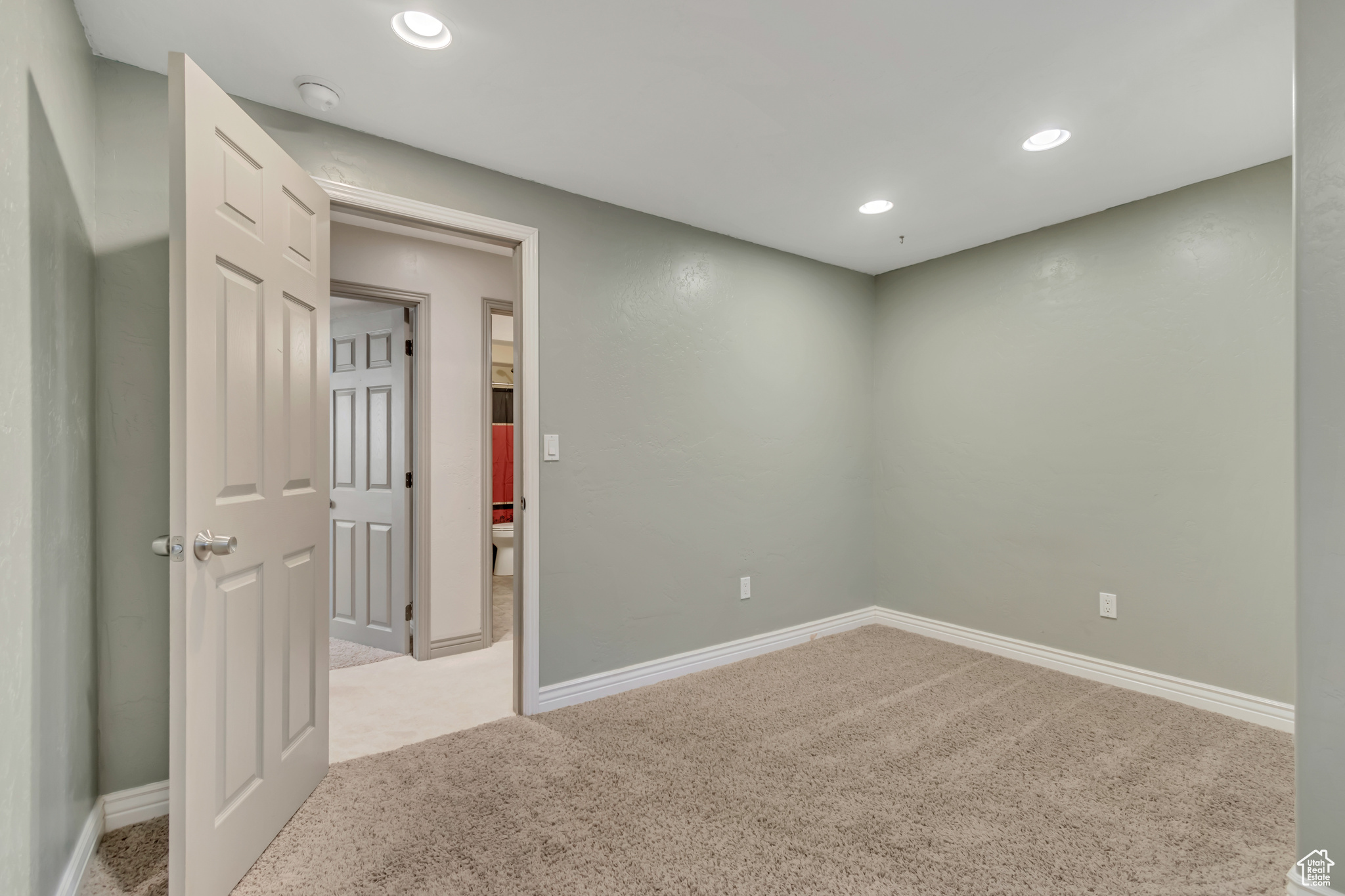 FOOTHILLS - Residential