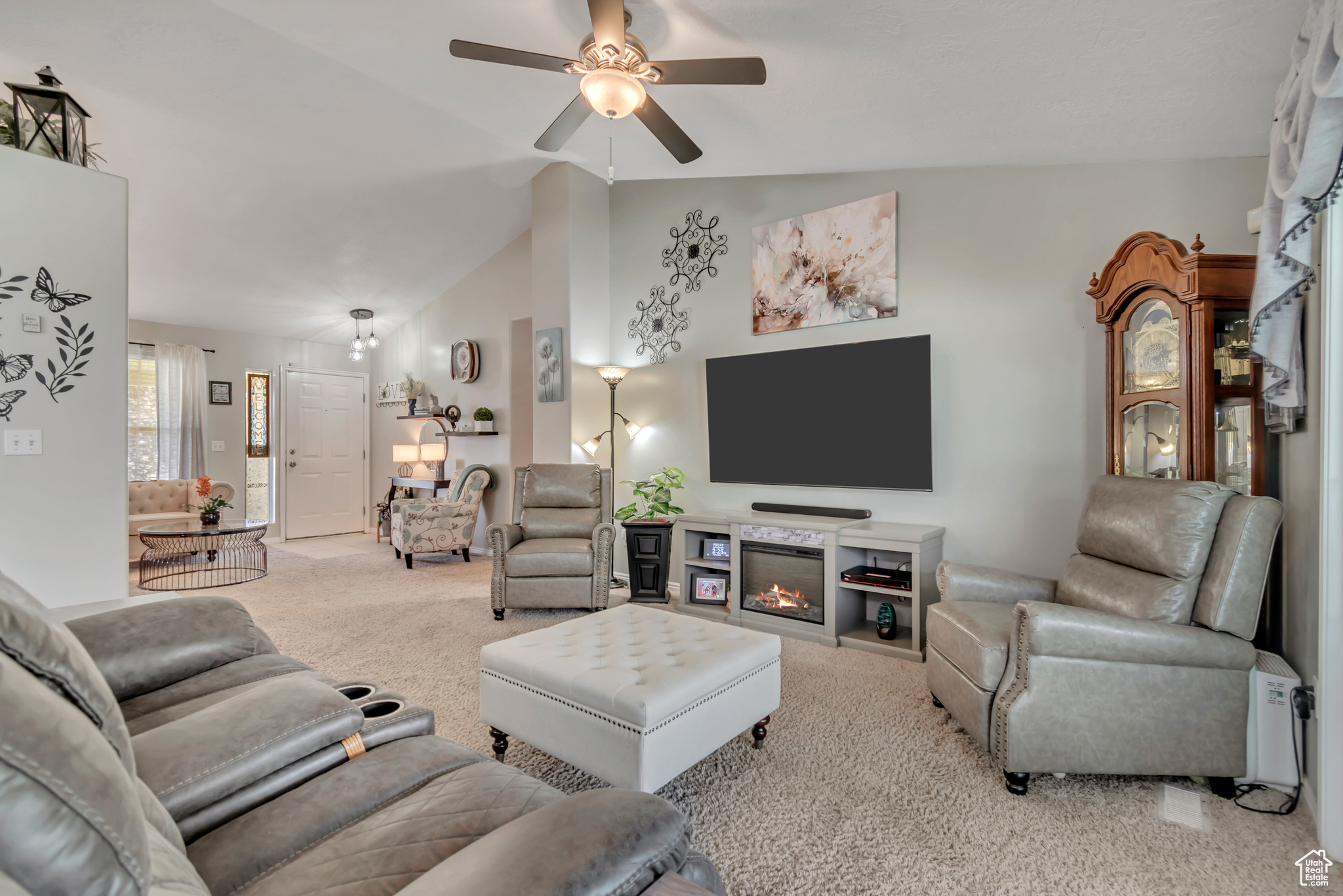 FOOTHILLS - Residential