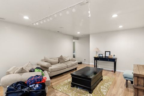 Tiny photo for 706 S 600 E, Layton, UT 84041 (MLS # 2135474)