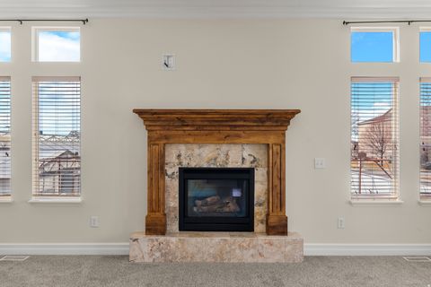 Tiny photo for 706 S 600 E, Layton, UT 84041 (MLS # 2135474)