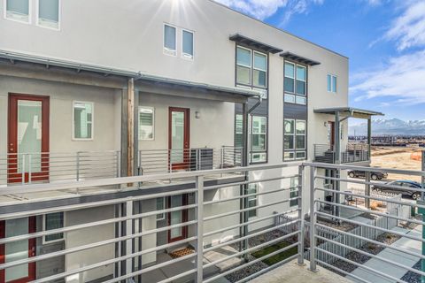 Tiny photo for 11059 S FREESTONE RD, South Jordan, UT 84095 (MLS # 2135262)