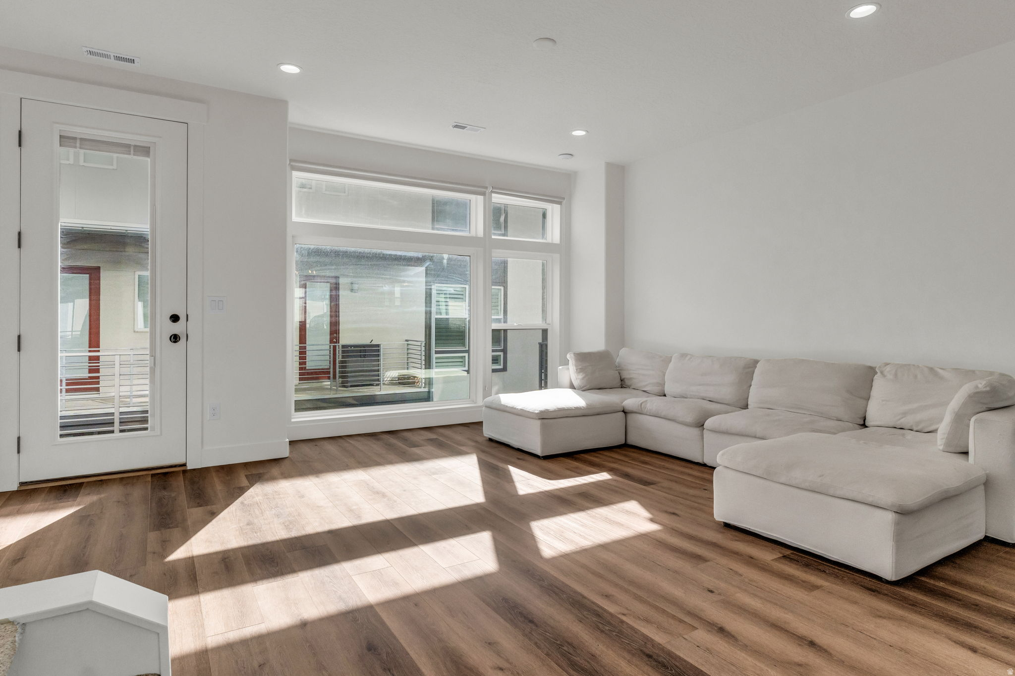 DAYBREAK - Residential