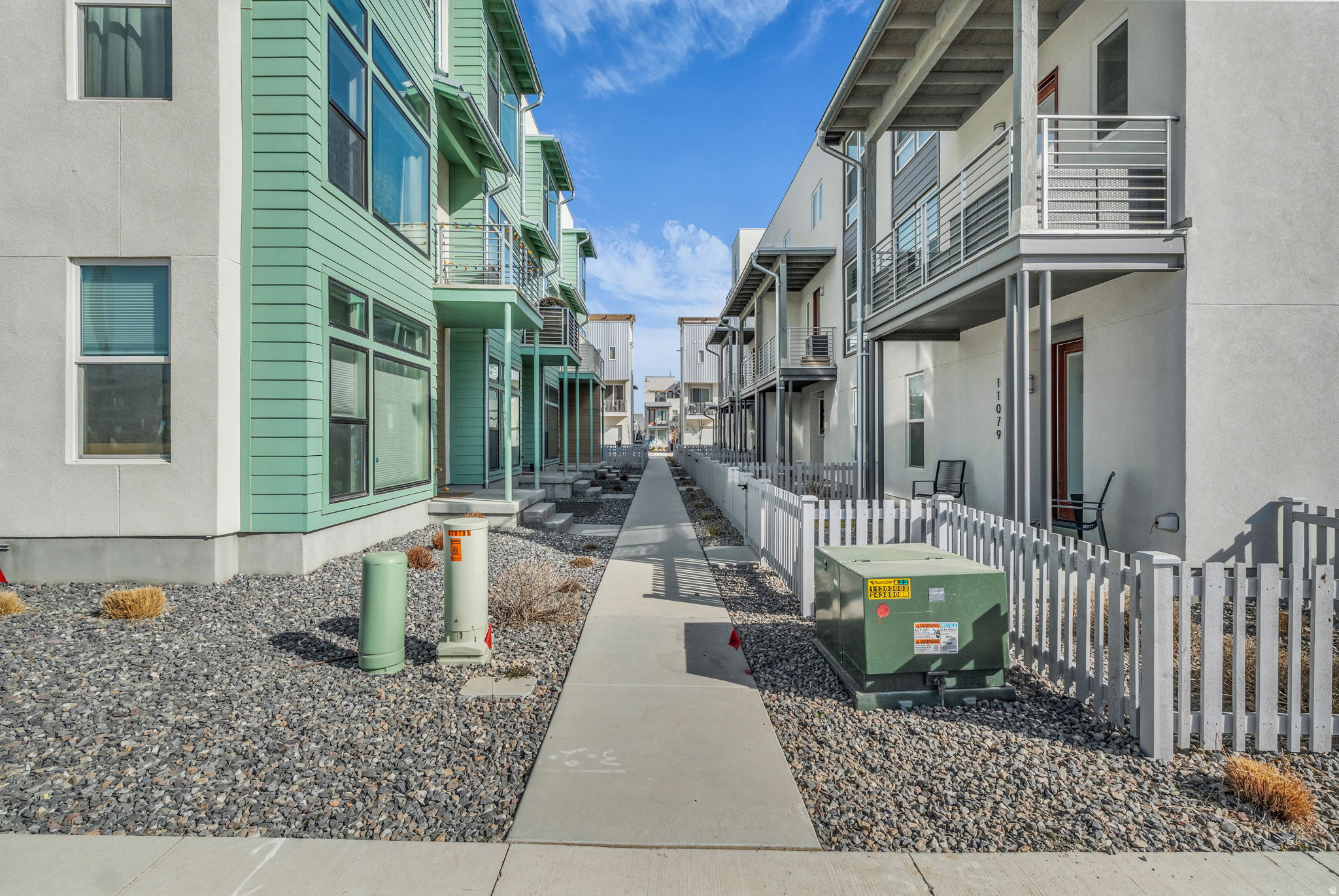 DAYBREAK - Residential