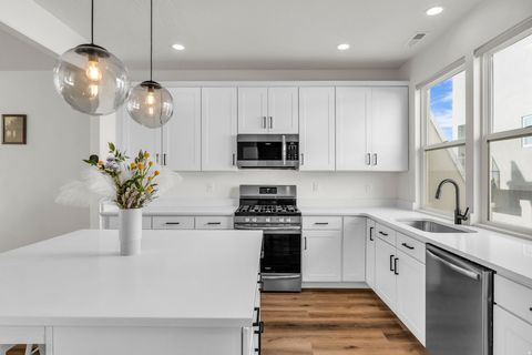 Tiny photo for 11059 S FREESTONE RD, South Jordan, UT 84095 (MLS # 2135262)