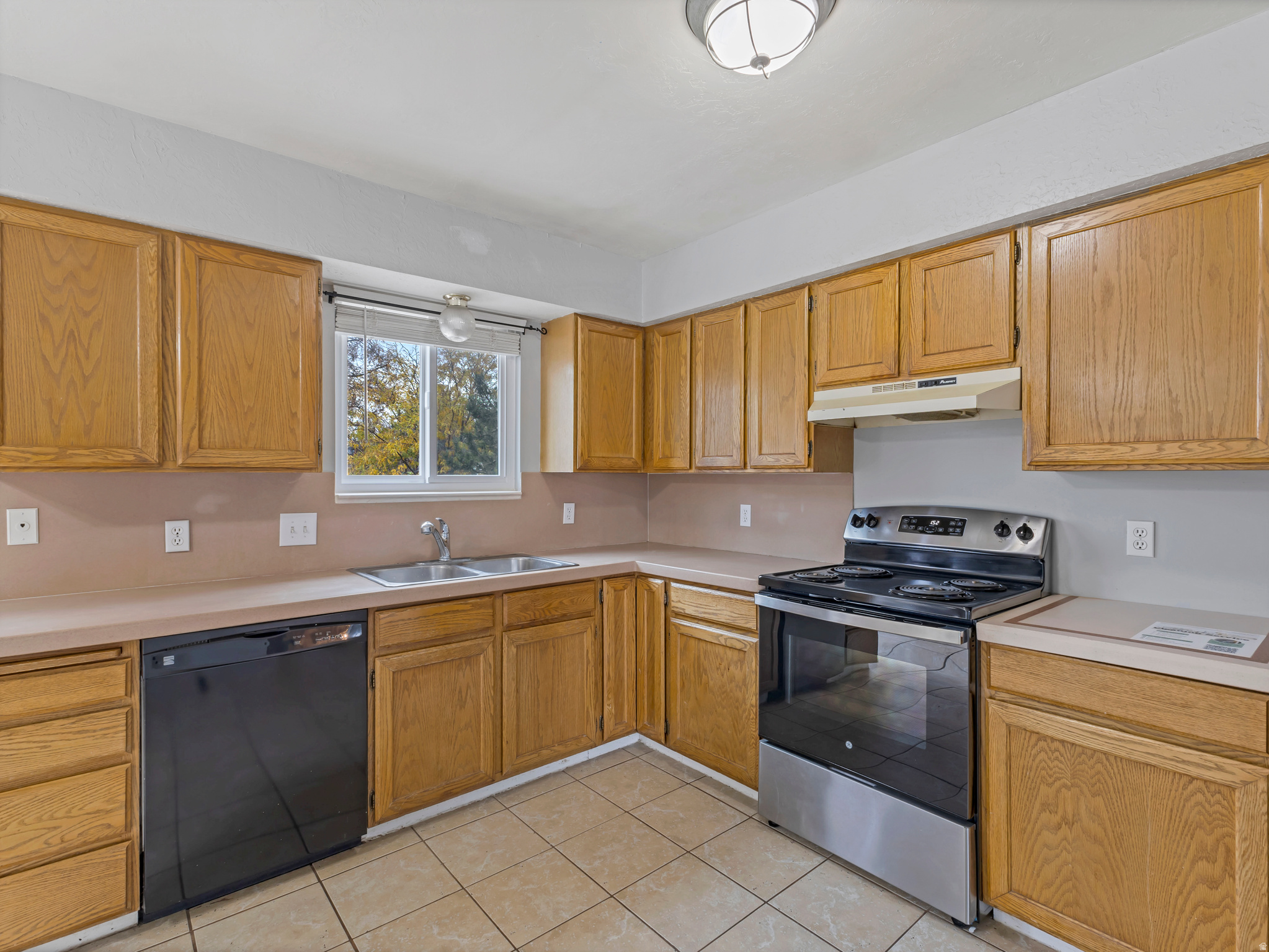 OQUIRHH SHADOWS - Residential