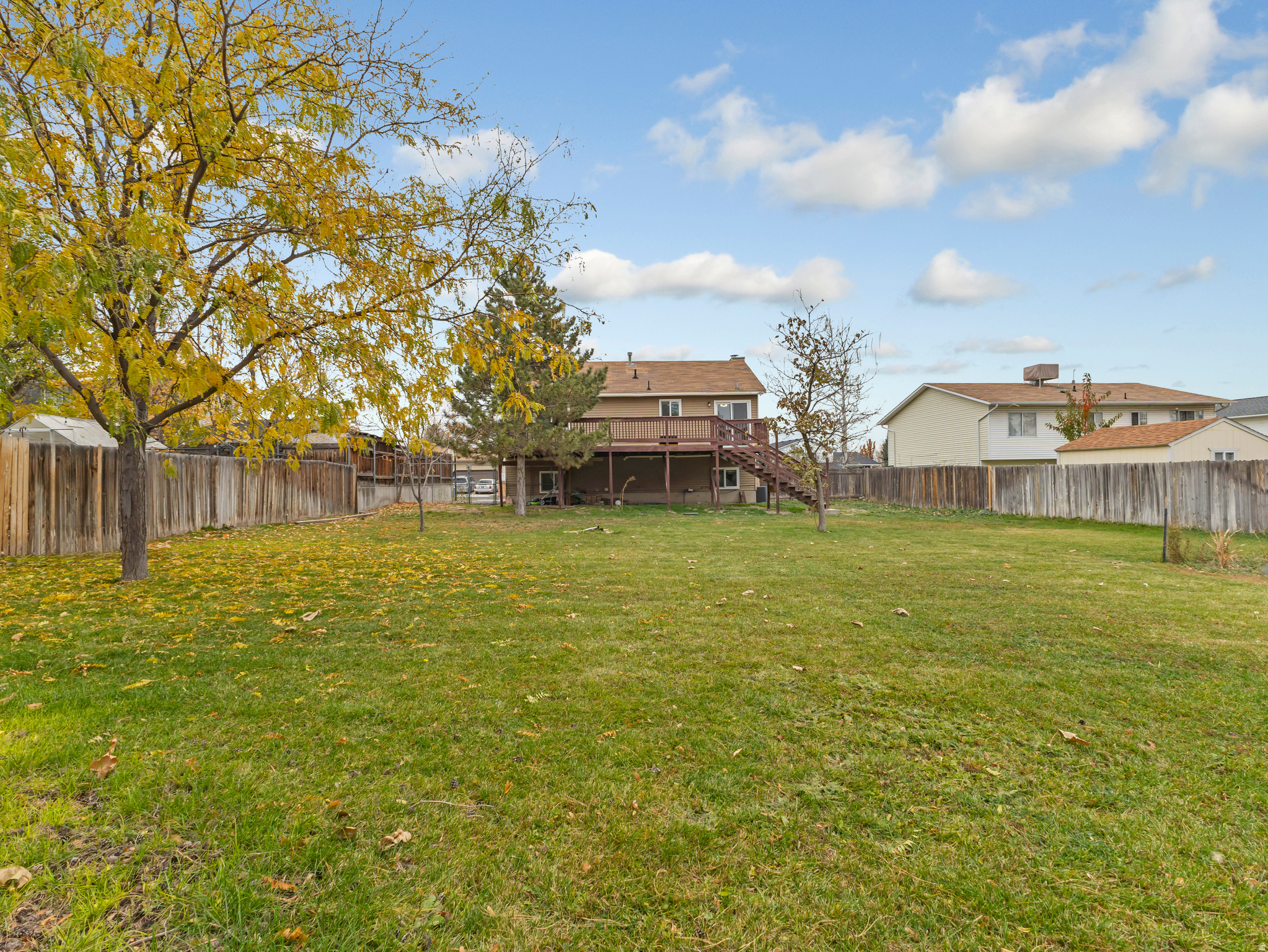 OQUIRHH SHADOWS - Residential