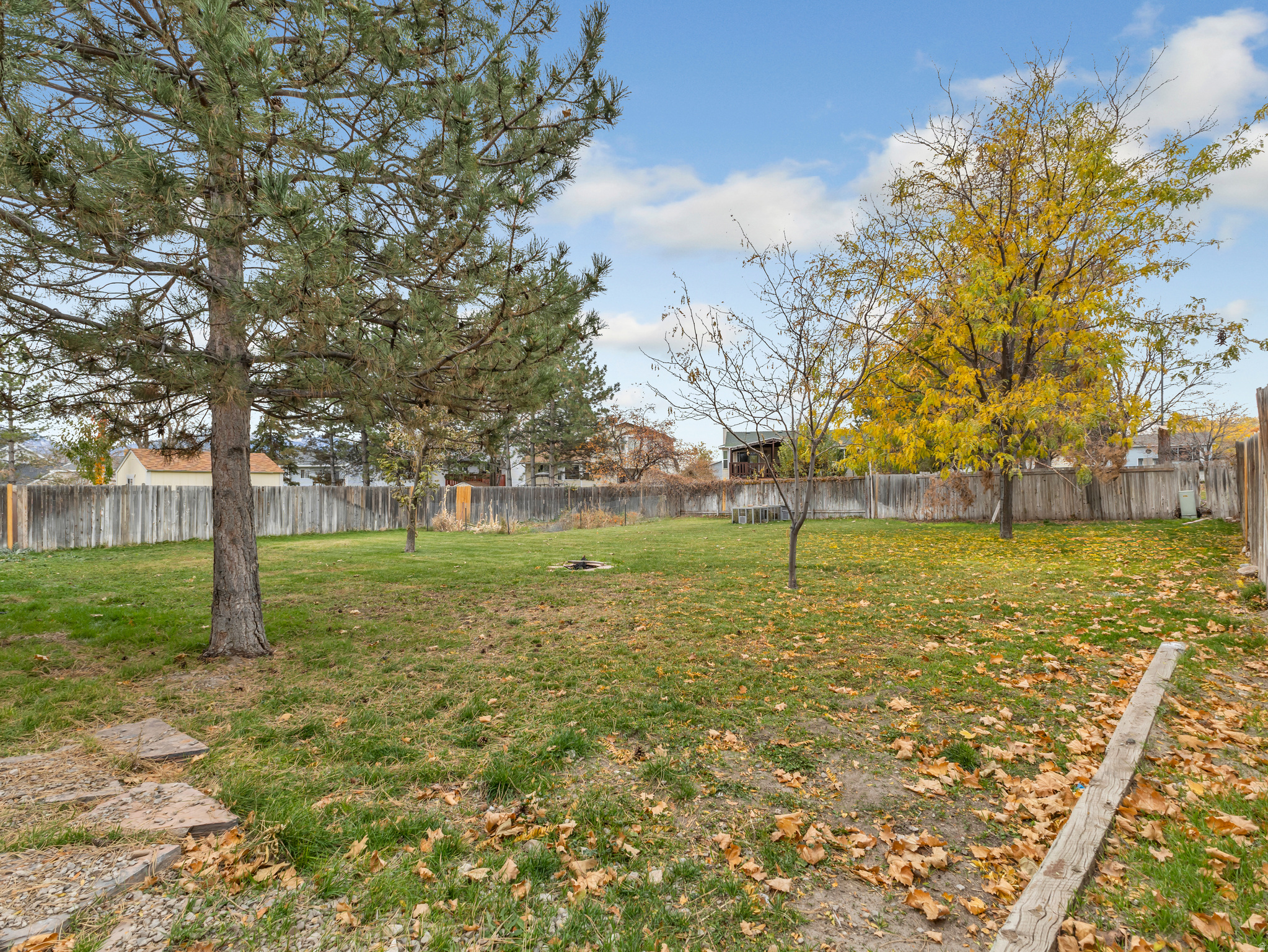 OQUIRHH SHADOWS - Residential