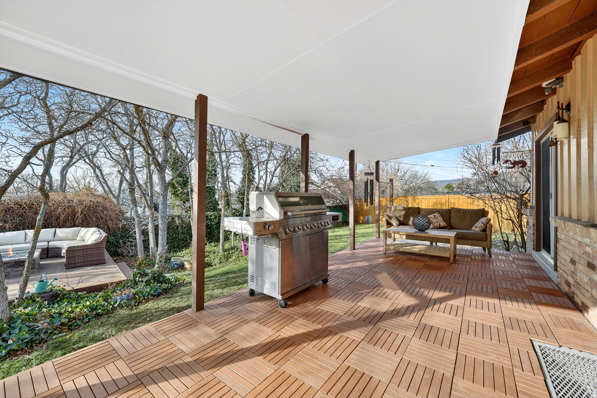 ROBIN MANOR - Residential