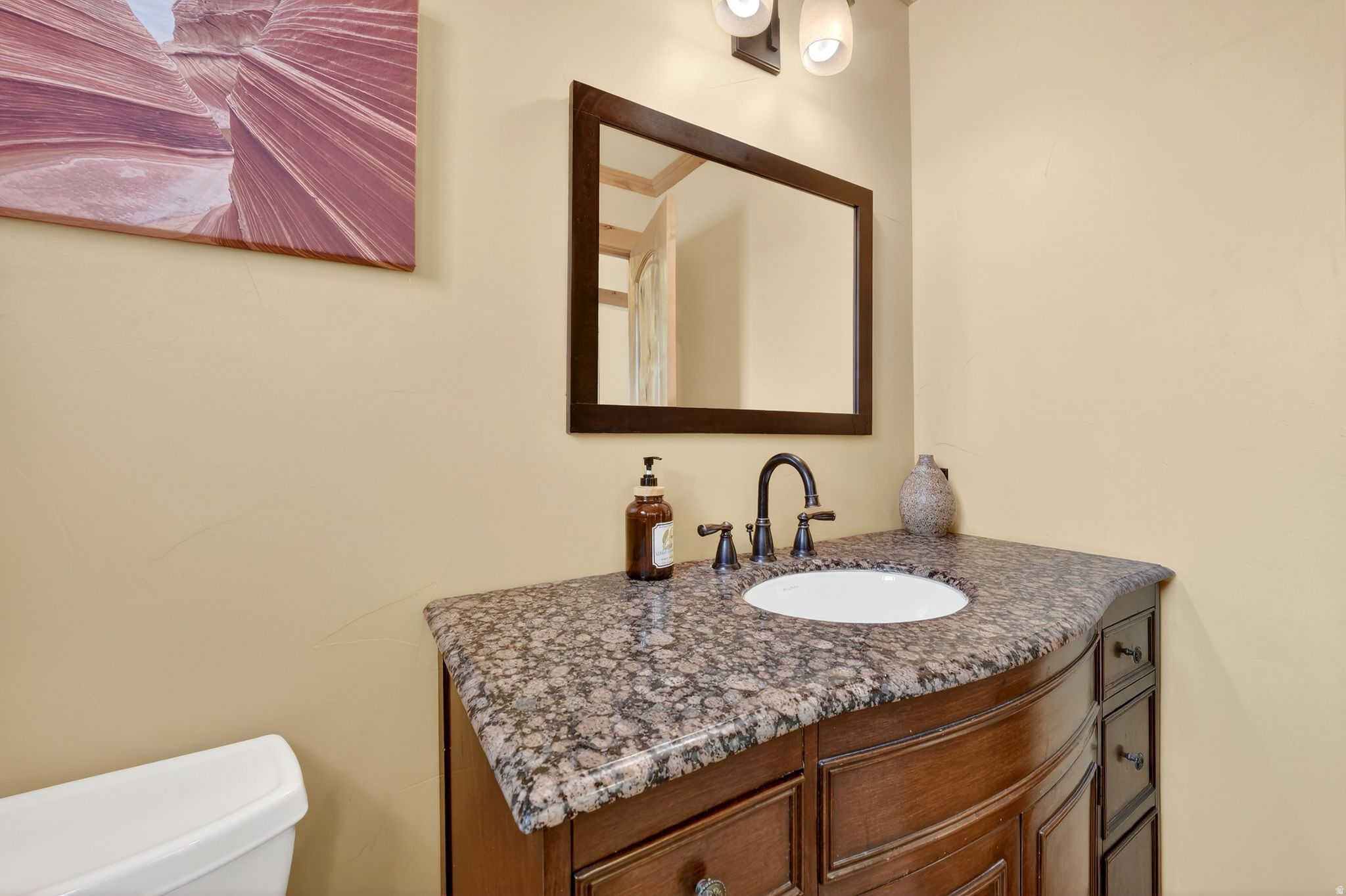 ROBIN MANOR - Residential