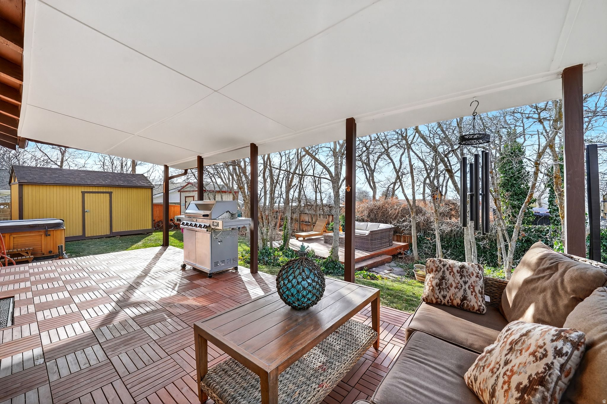 ROBIN MANOR - Residential