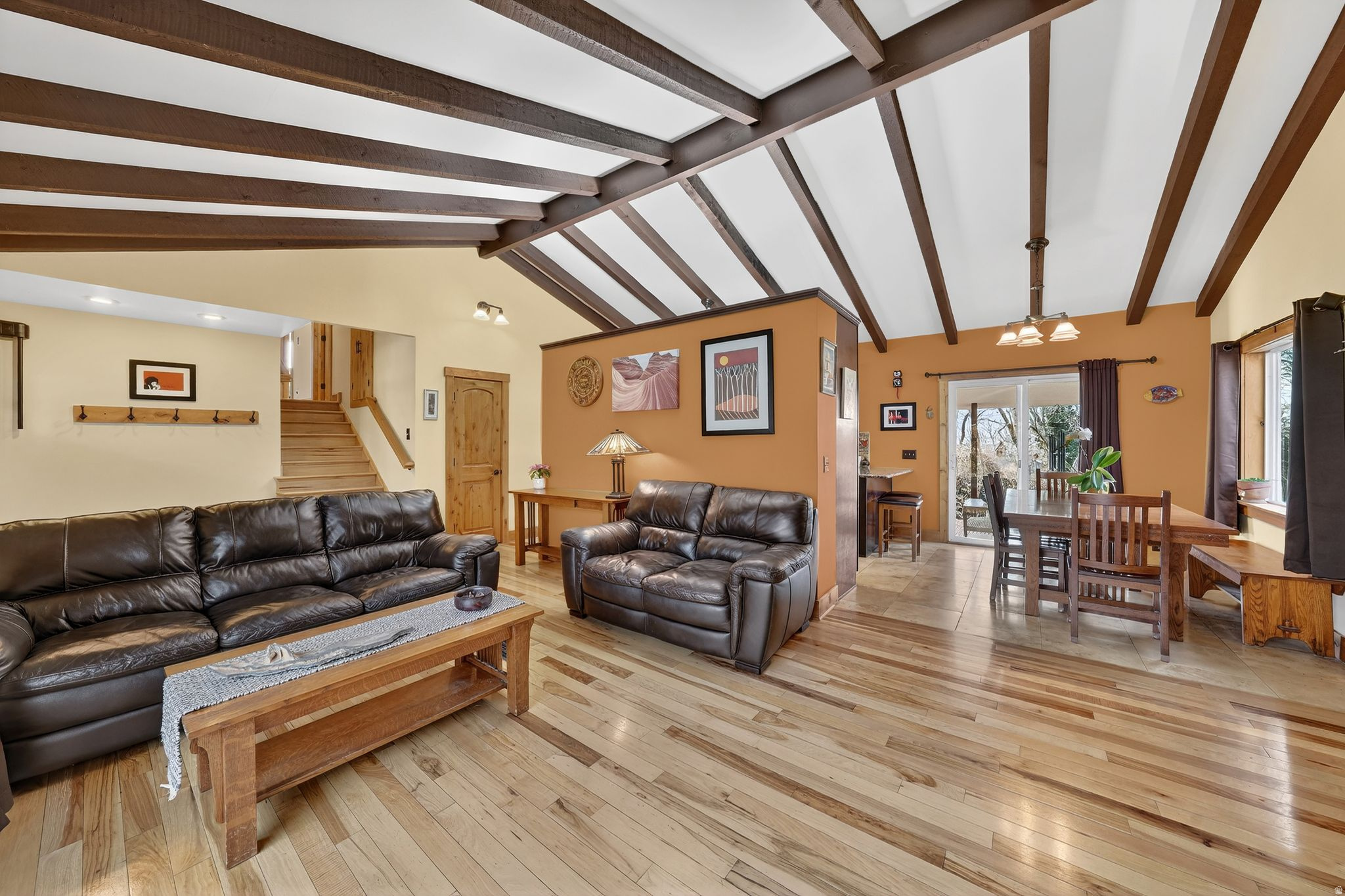 ROBIN MANOR - Residential