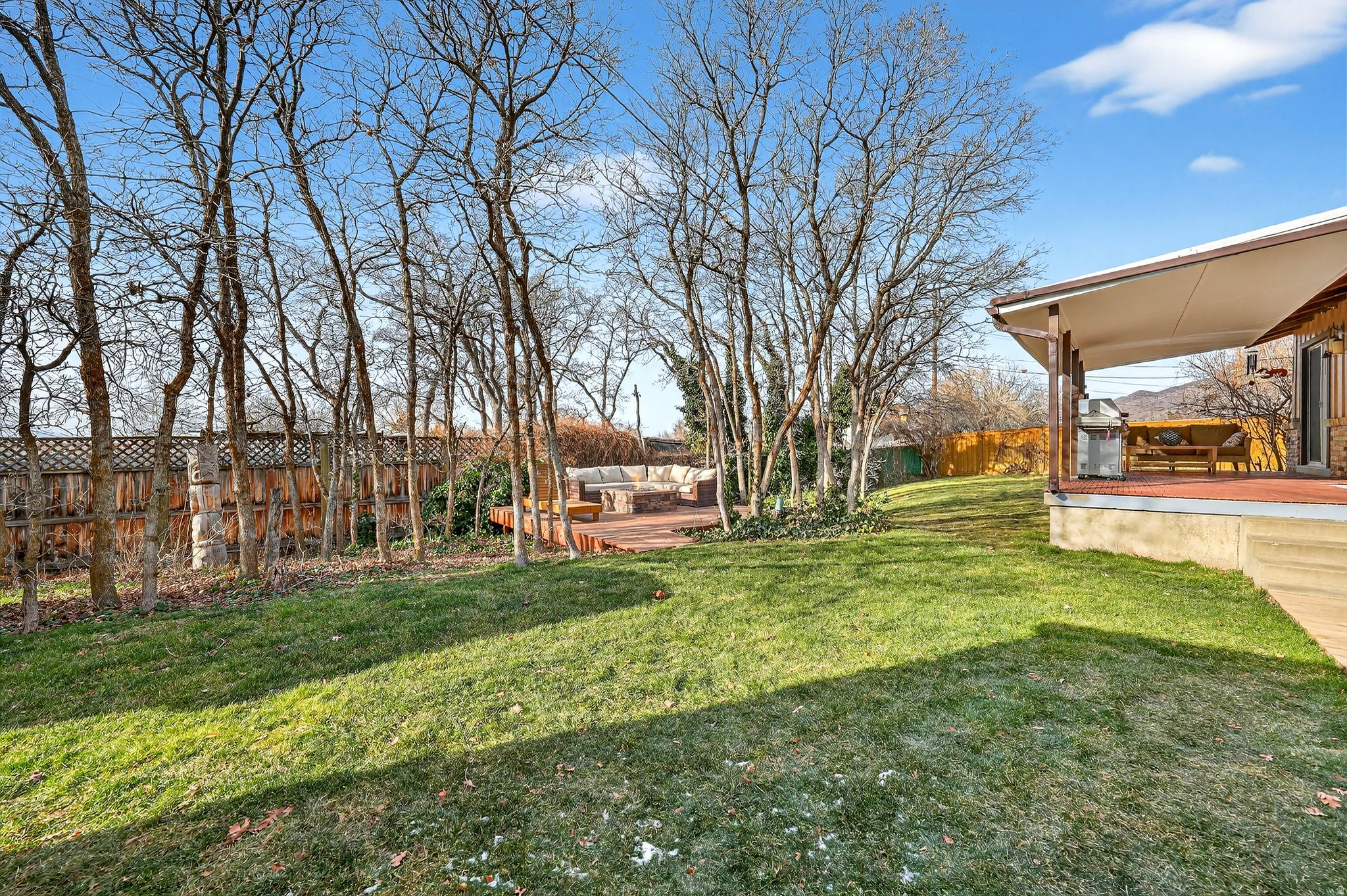 ROBIN MANOR - Residential