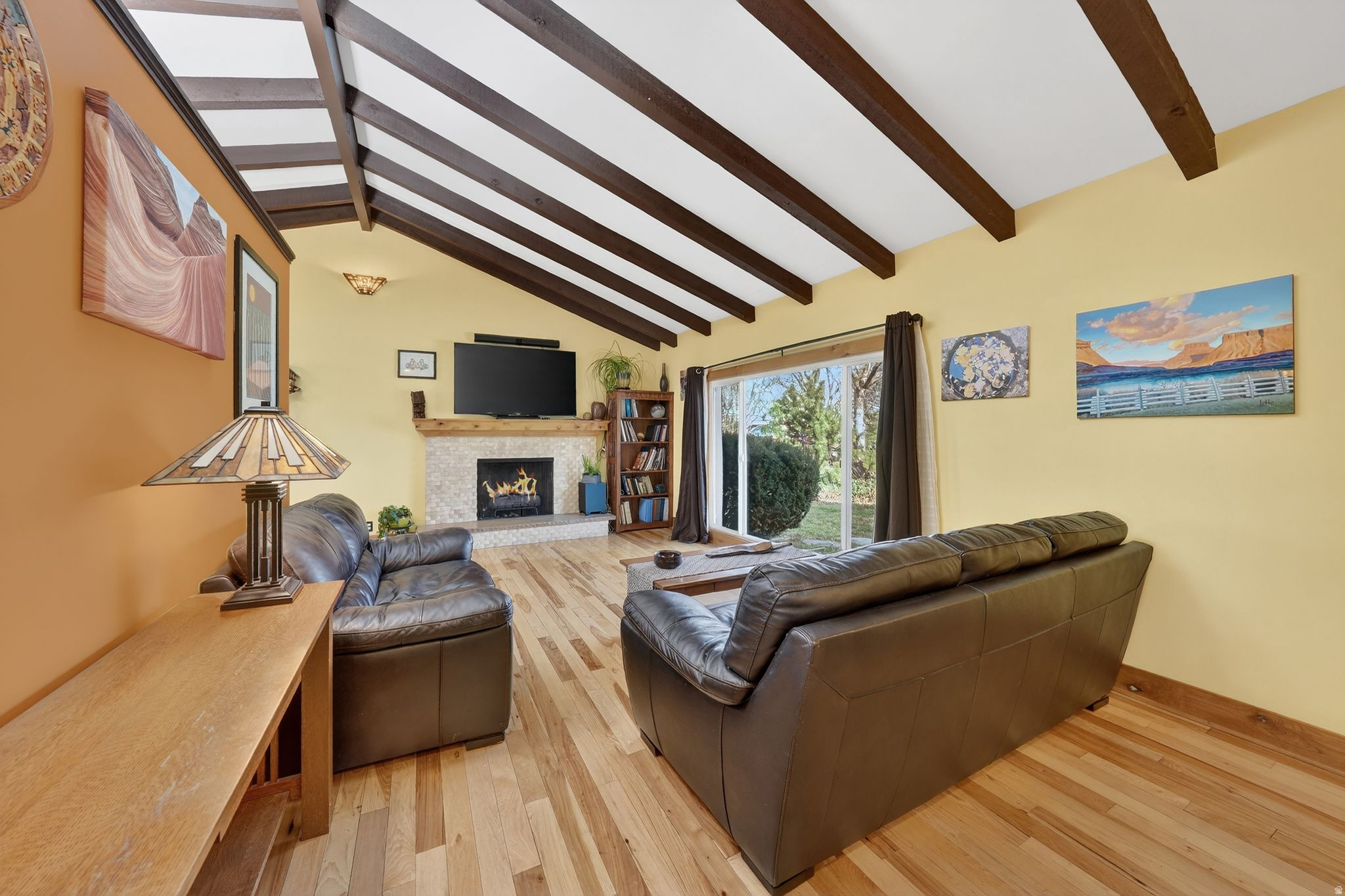 ROBIN MANOR - Residential