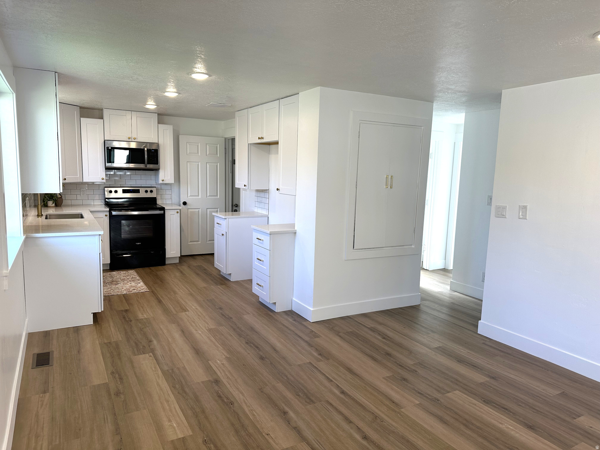 TERRACE VIEW - Residential