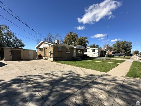 Photo of 131 N TERRACE DR, Clearfield, UT 84015 (MLS # 2118612)