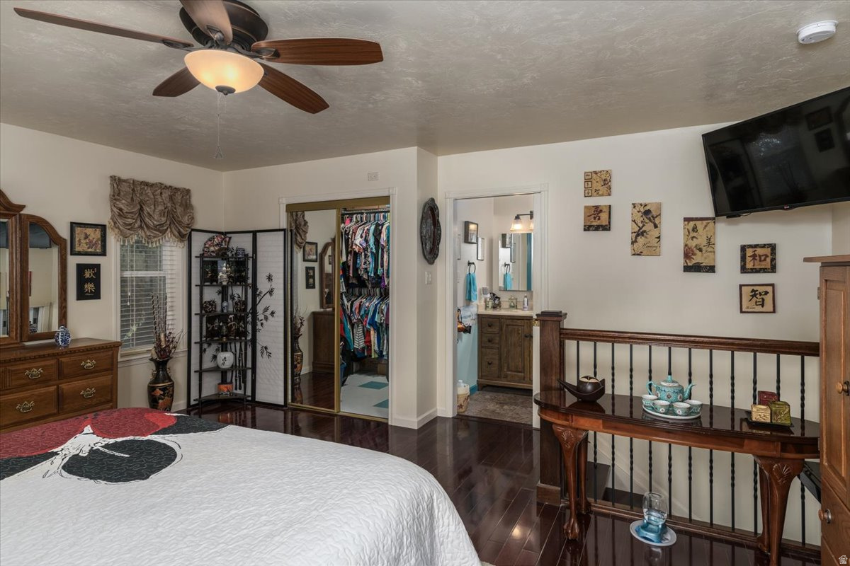 LOVERS DELIGHT - Residential