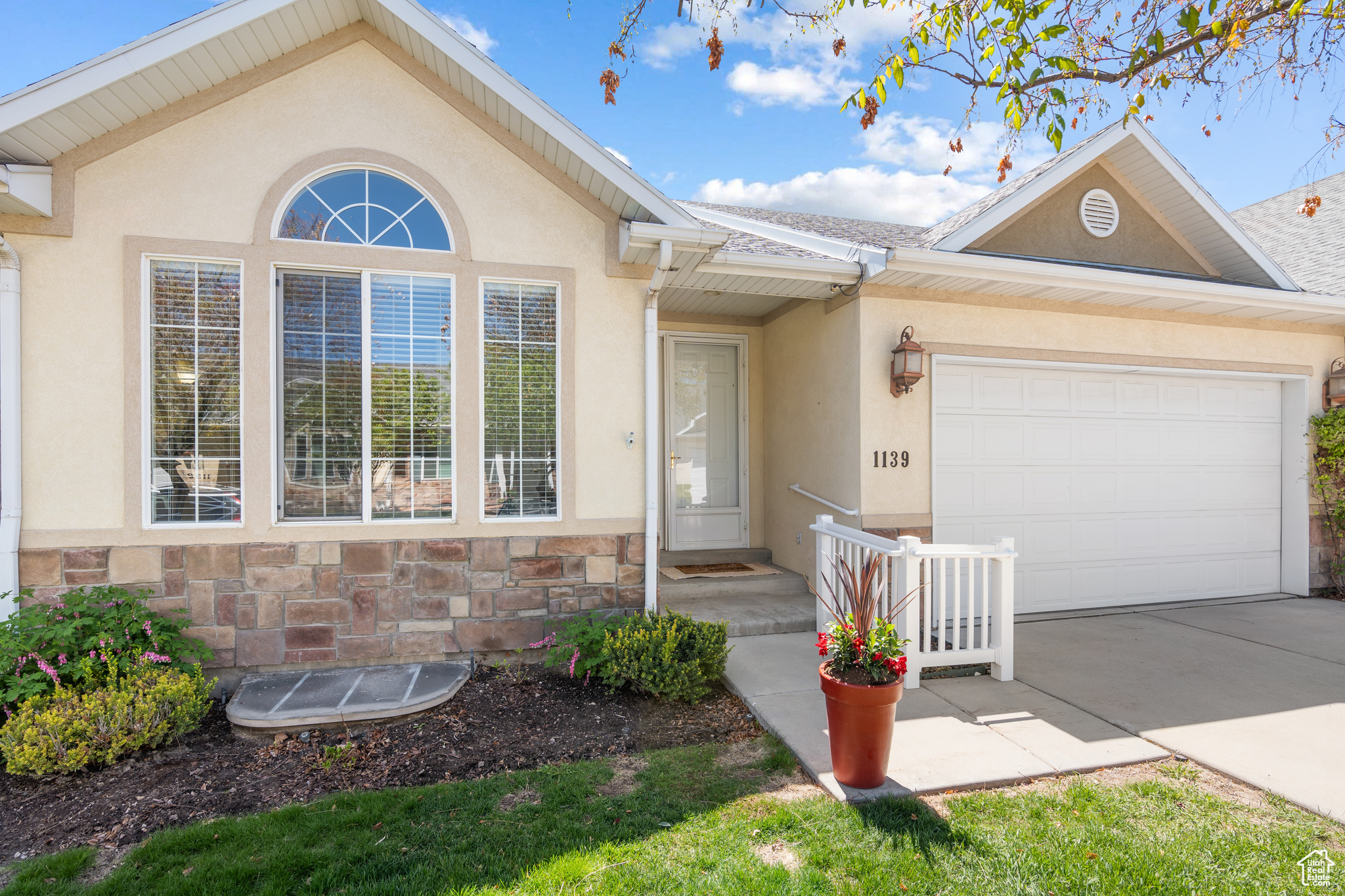 1139 Grainery Cv, Riverton, Utah image 2