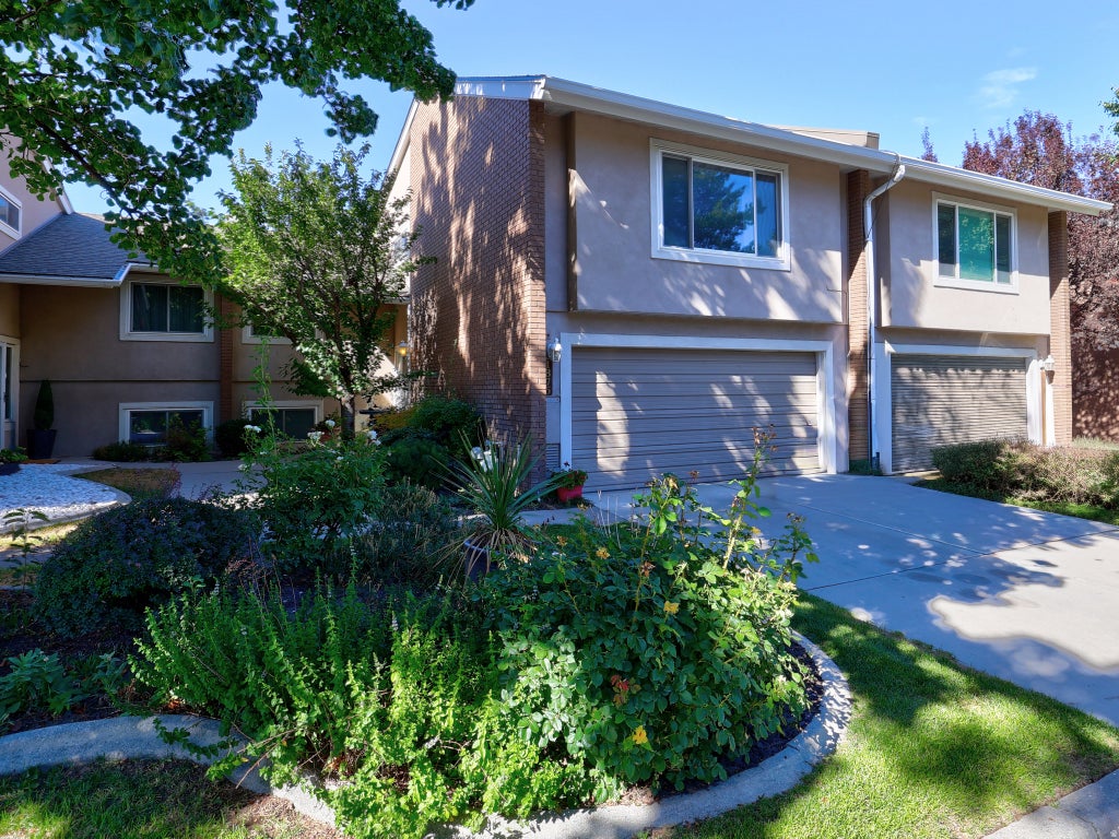 Photo of 1875 E CASINO WAY, Salt Lake City, UT 84121 (MLS # 2184138)
