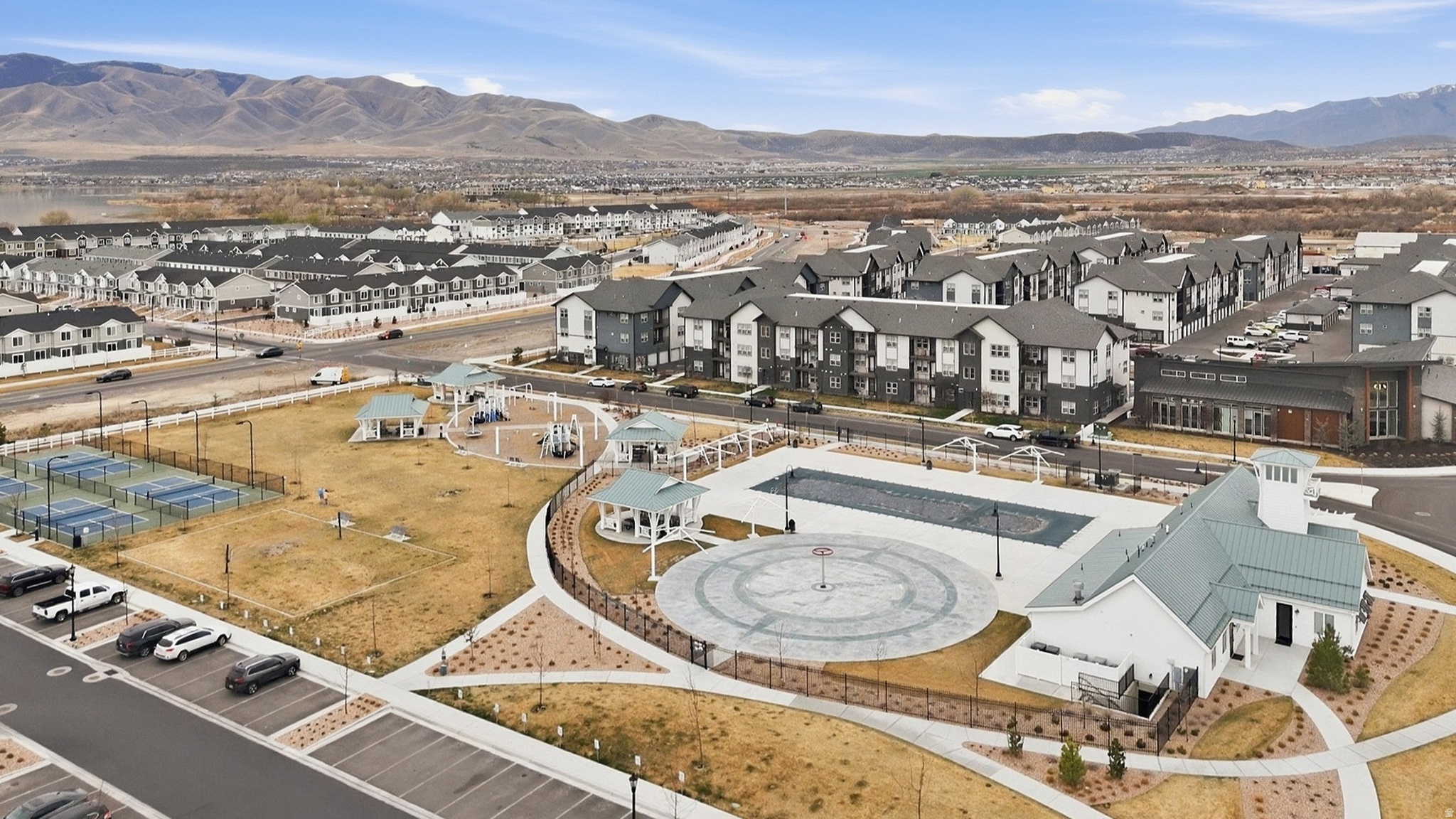 NORTHSHORE - Residential