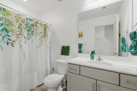 Tiny photo for 1114 E YARD ROW, Saratoga Springs, UT 84045 (MLS # 2145388)