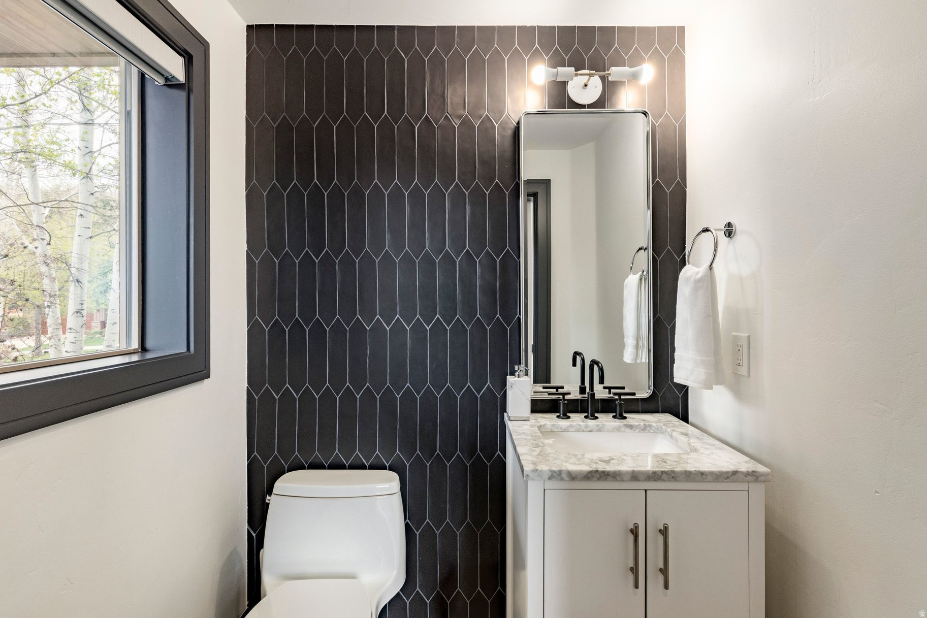 CEDAR RIDGE AT QUARR - Residential