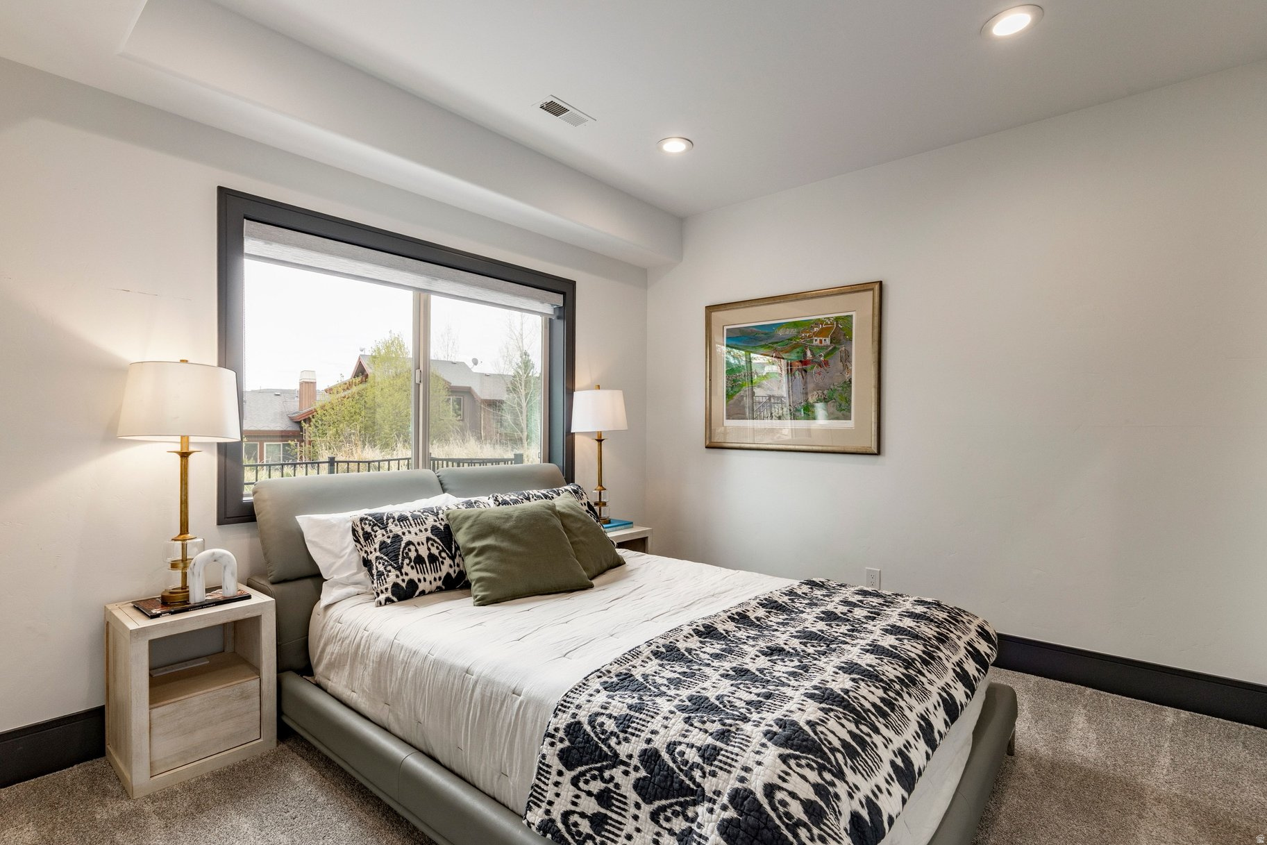 CEDAR RIDGE AT QUARR - Residential