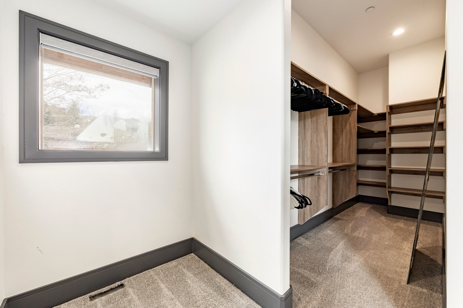 CEDAR RIDGE AT QUARR - Residential