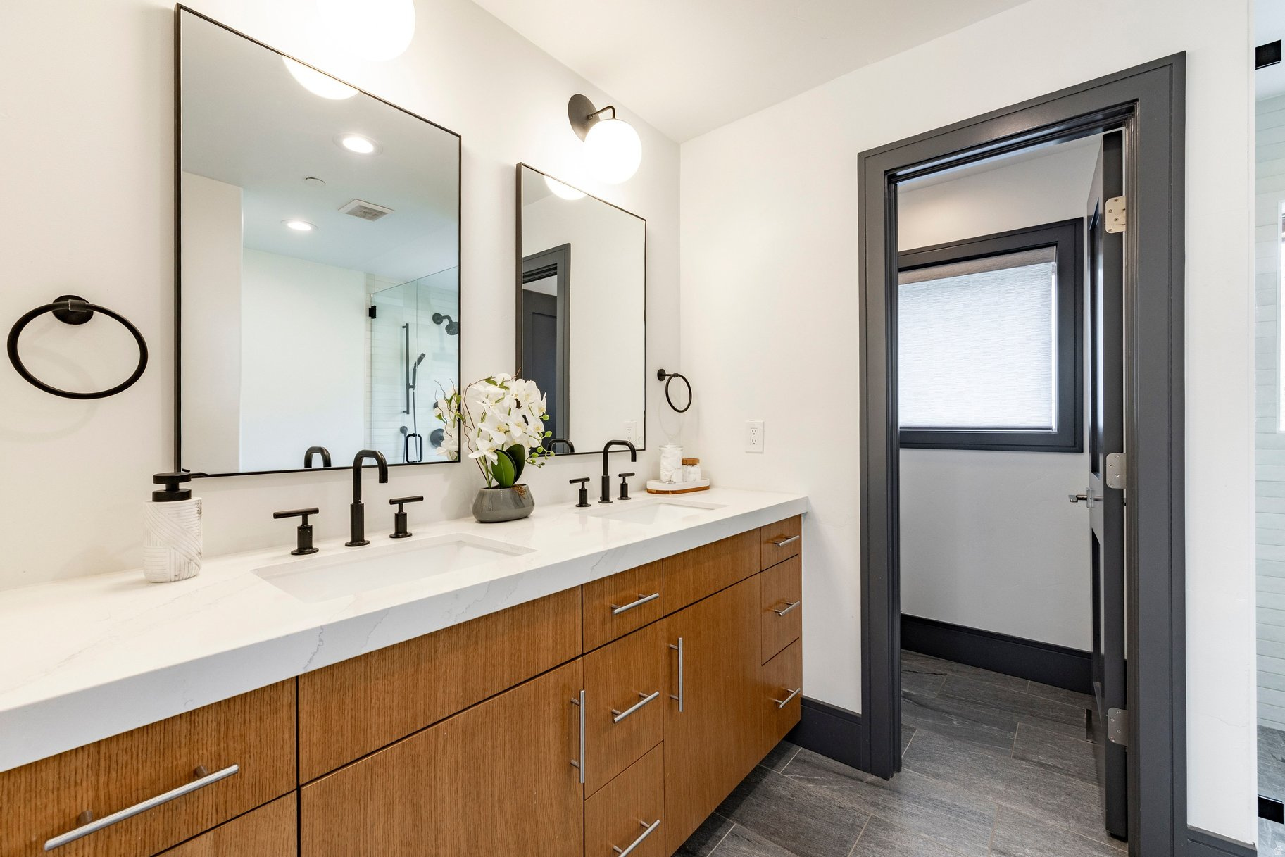 CEDAR RIDGE AT QUARR - Residential