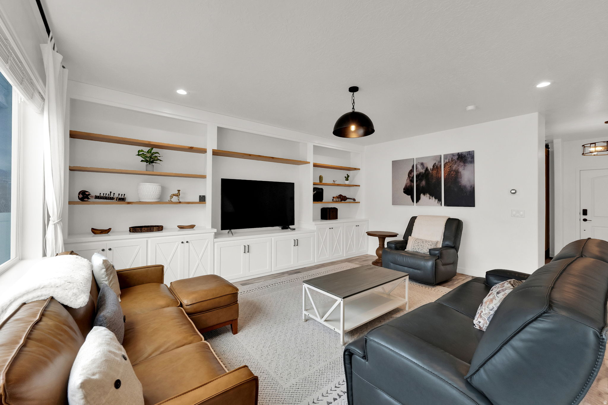 INDEPENDENCE AT THE POINT - Residential