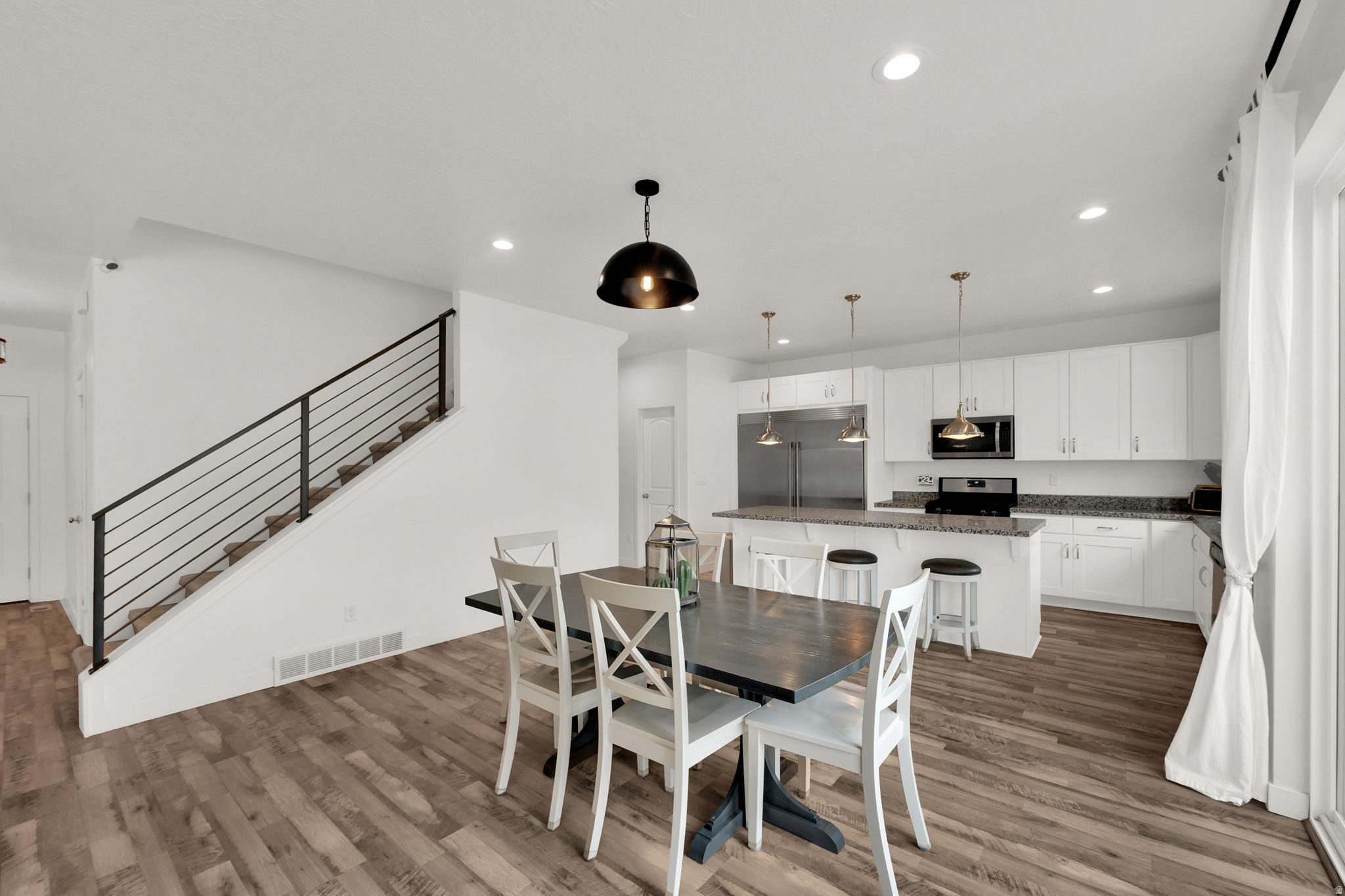 INDEPENDENCE AT THE POINT - Residential