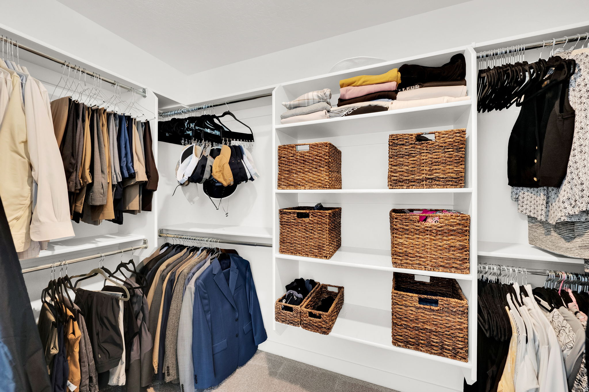 INDEPENDENCE AT THE POINT - Residential