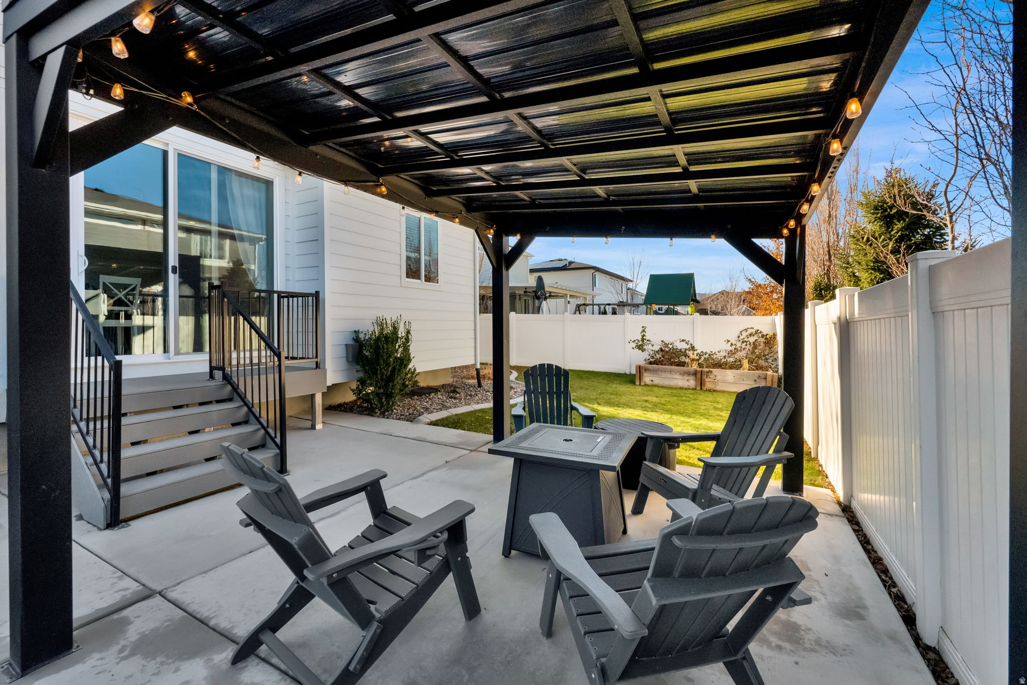 INDEPENDENCE AT THE POINT - Residential