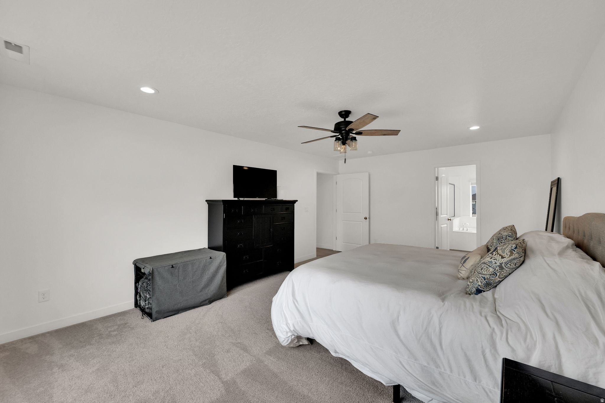 INDEPENDENCE AT THE POINT - Residential