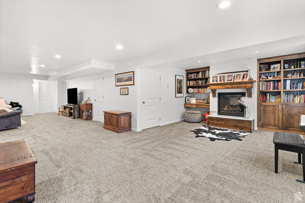 YOUNG PROPERTY - Residential