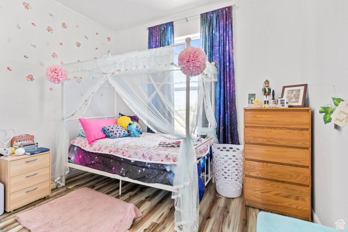 YOUNG PROPERTY - Residential