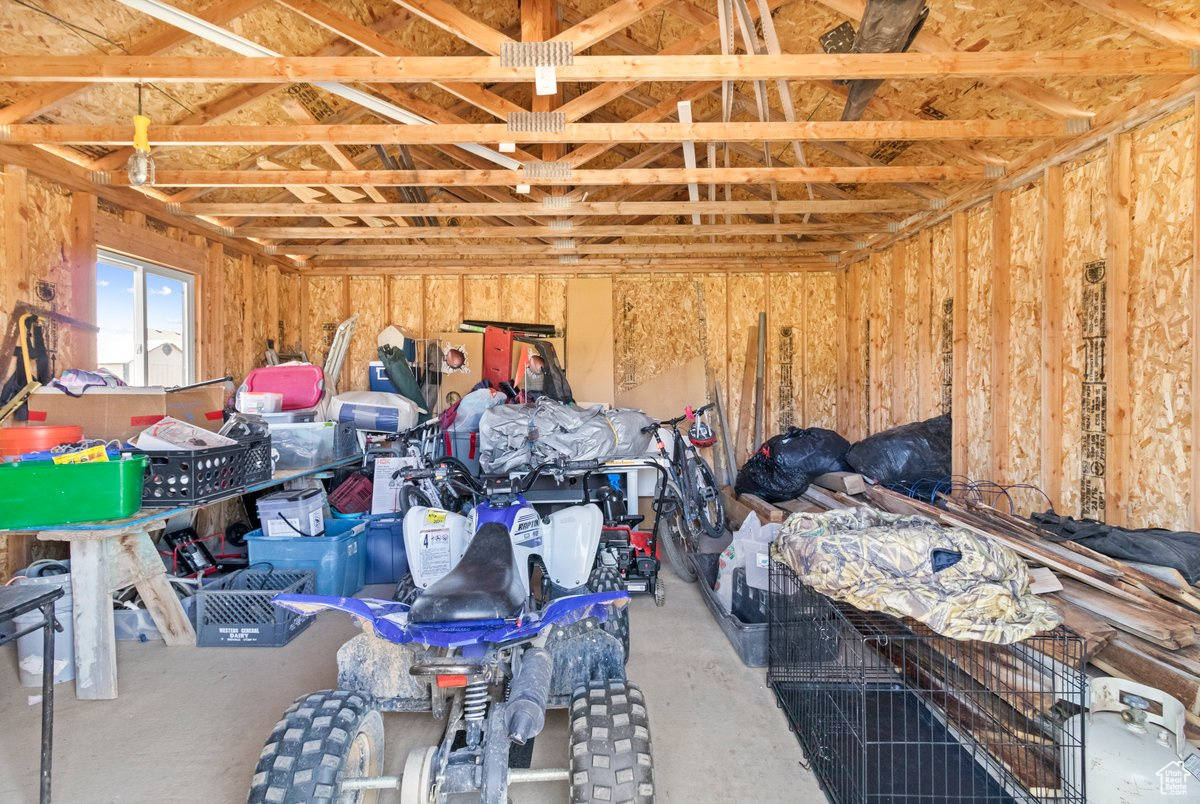 YOUNG PROPERTY - Residential