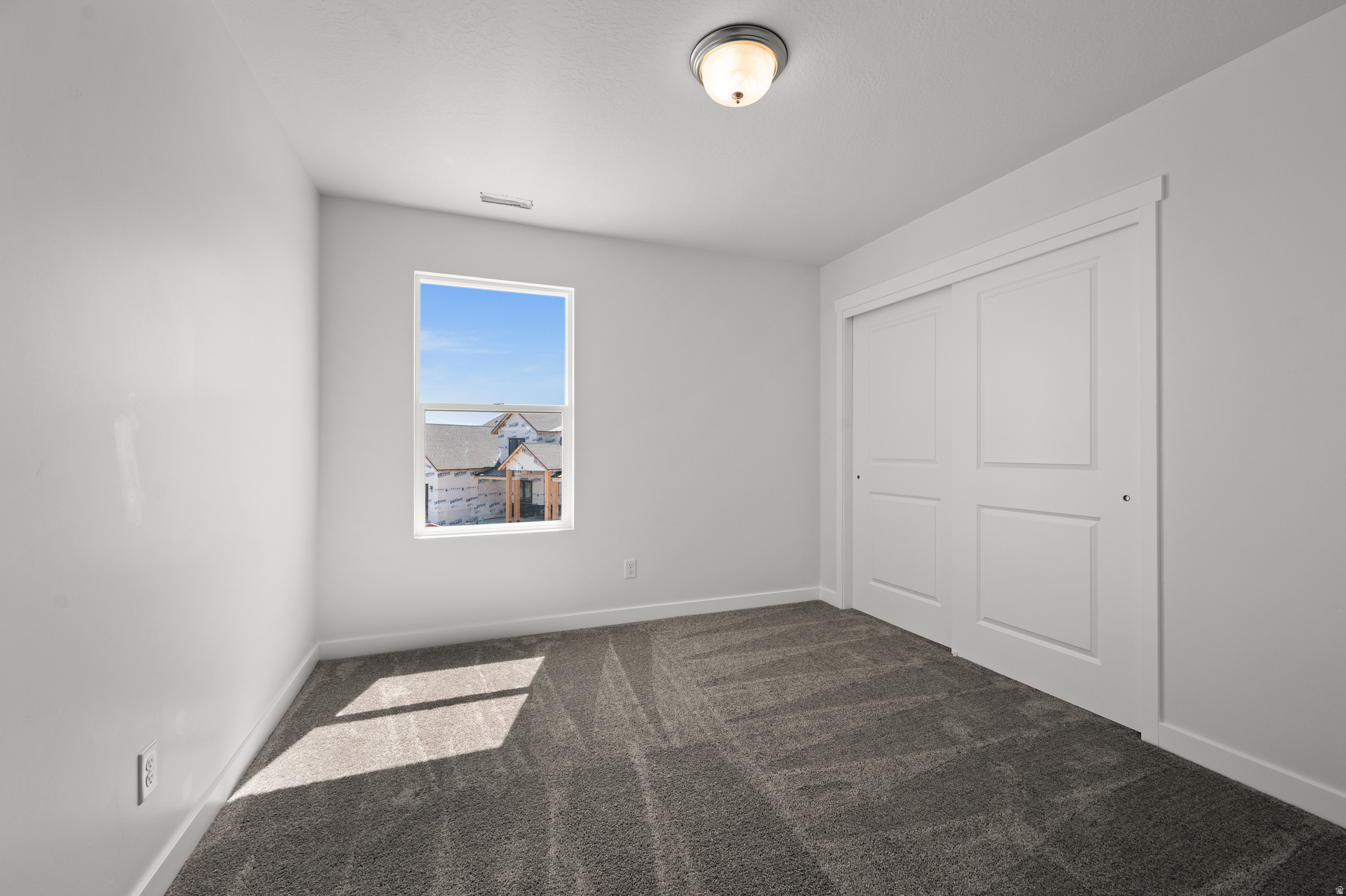 EAGLE VILLAGE - Residential