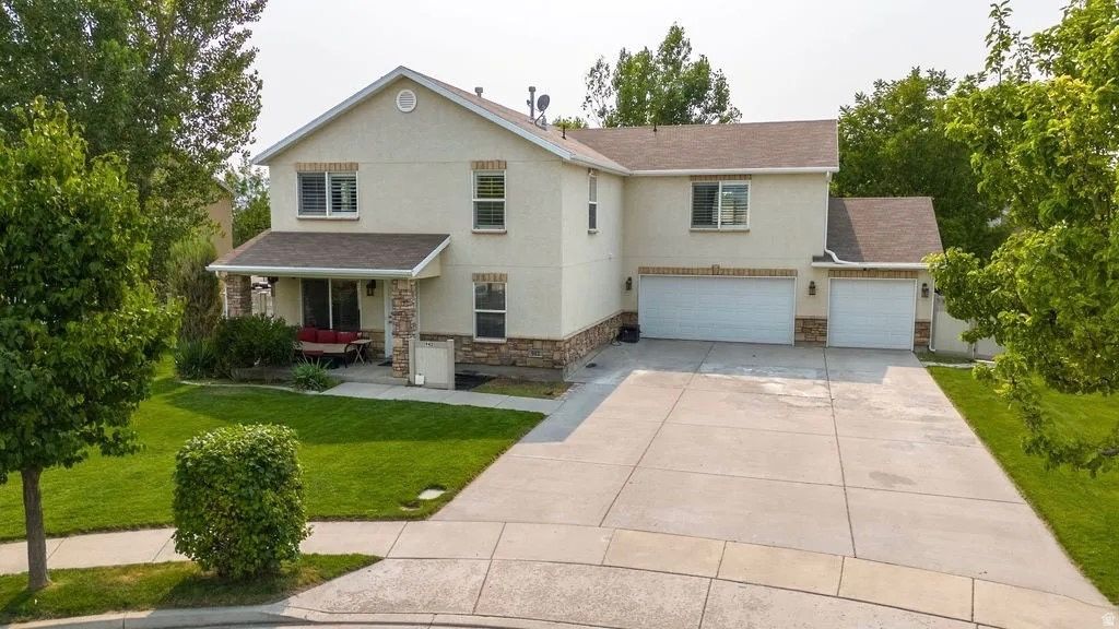 Photo of 942 S COYOTE CV, Lehi, UT 84043 (MLS # 2156127)